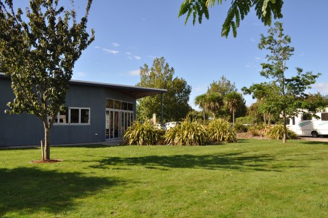 Persimmon Tree Cafe & RV park