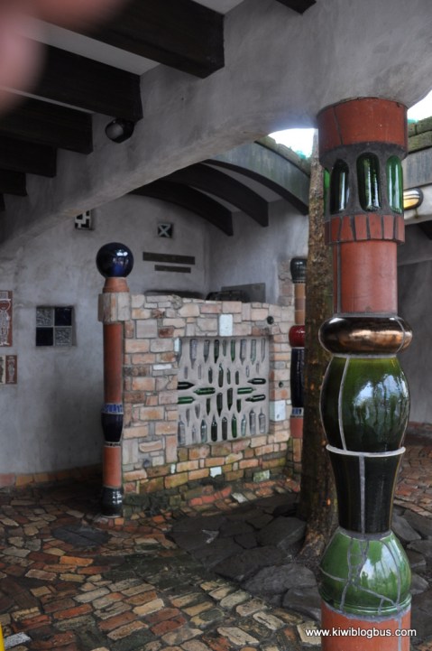 Kawakawa COPYRIGHT KIWI BLOG BUS